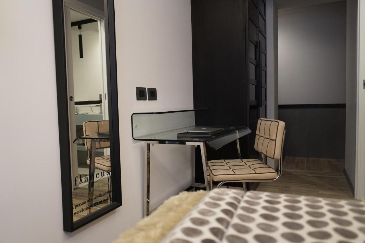 Flaneur Suites Corso Rome Bagian luar foto